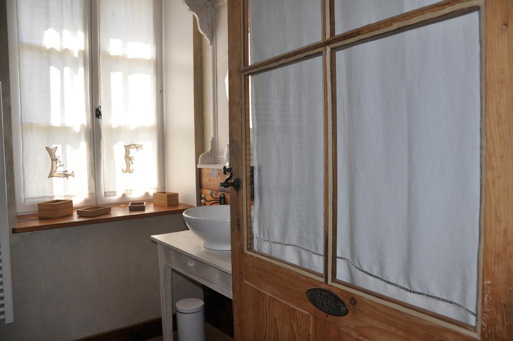 B&B La Cerisaie Francheleins Номер фото